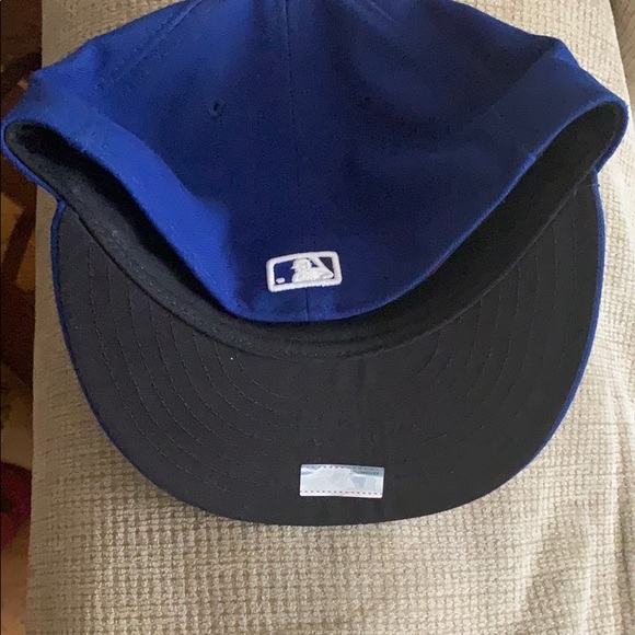 Baseball cap 🧢 - Picture 2 of 3